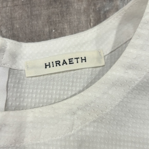 HIRAETH 100% cotton top zipper on back. Size 4 - Picture 2 of 10